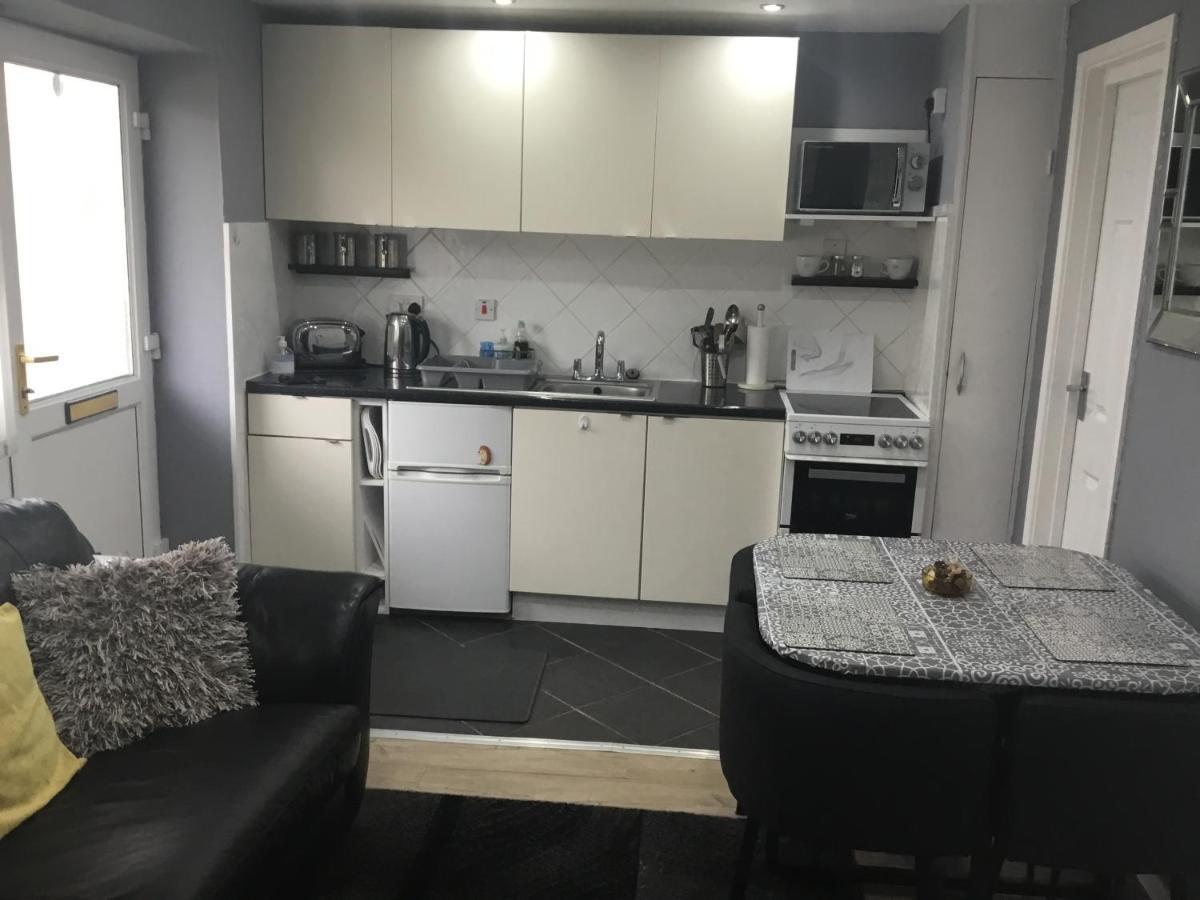 Ground Floor Hillview 2 Bedroom